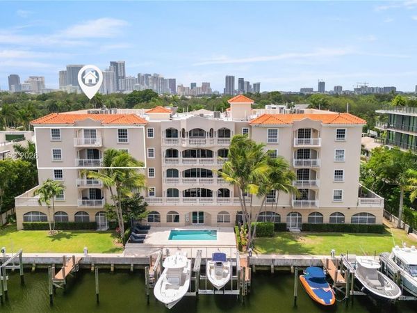 110 Hendricks Isle, Unit 13, Fort Lauderdale, FL 33301