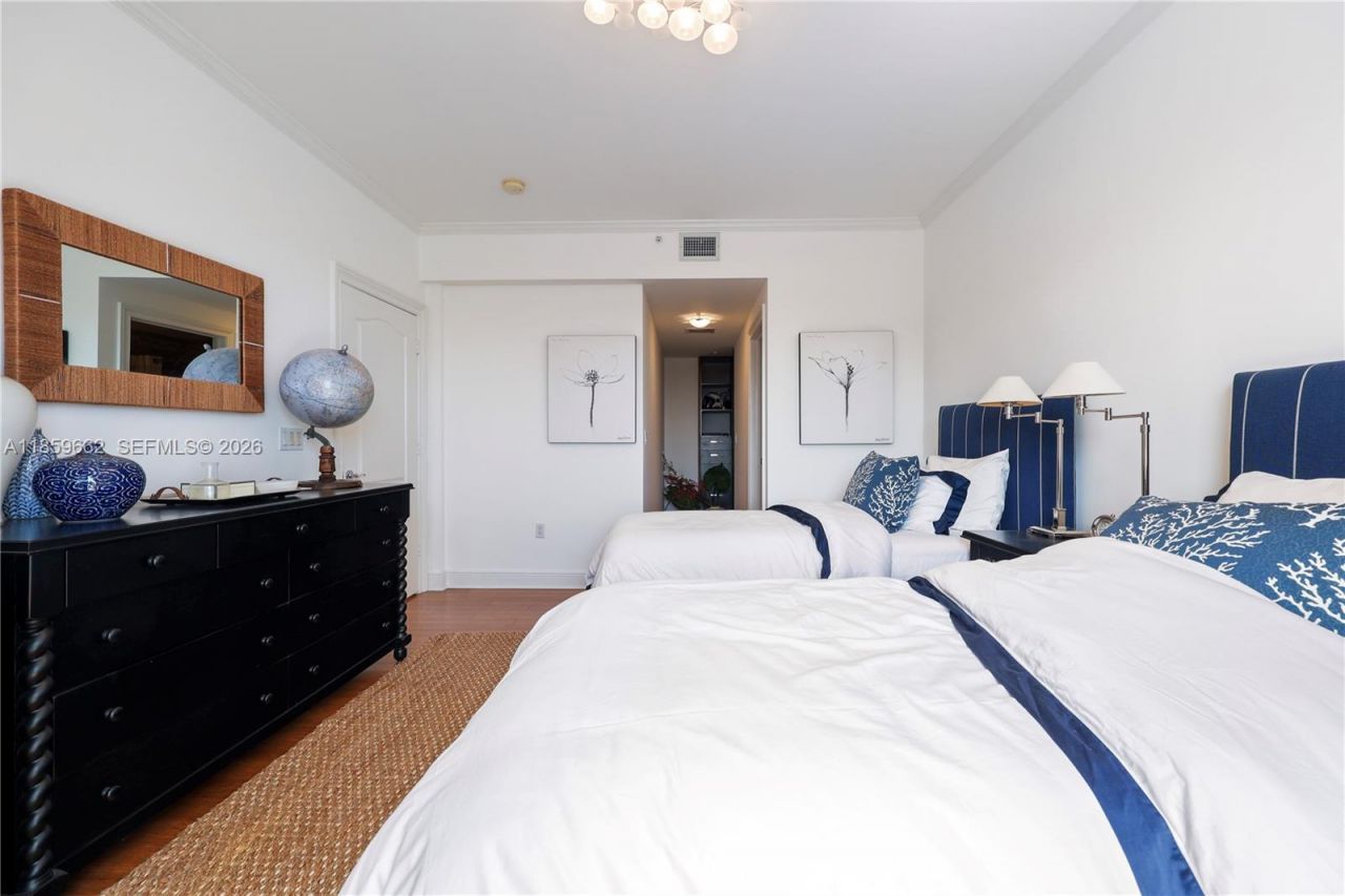 110 Hendricks Isle, Unit 13, Fort Lauderdale, FL 33301 Photo