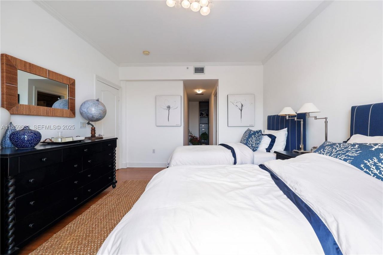 110 Hendricks Isle, Unit 13, Fort Lauderdale, FL 33301 Photo