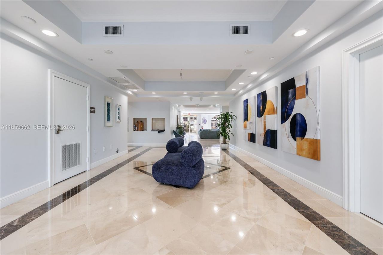 110 Hendricks Isle, Unit 13, Fort Lauderdale, FL 33301 Photo