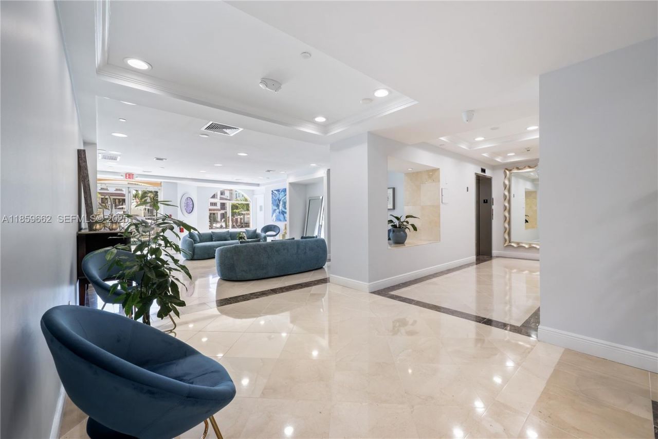 110 Hendricks Isle, Unit 13, Fort Lauderdale, FL 33301 Photo