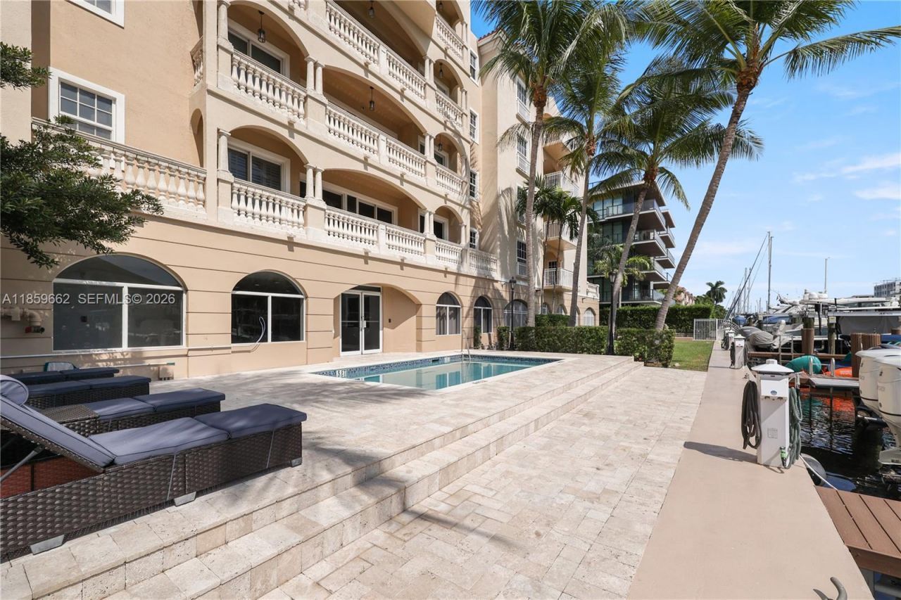 110 Hendricks Isle, Unit 13, Fort Lauderdale, FL 33301 Photo