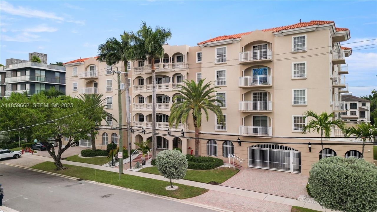 110 Hendricks Isle, Unit 13, Fort Lauderdale, FL 33301 Photo