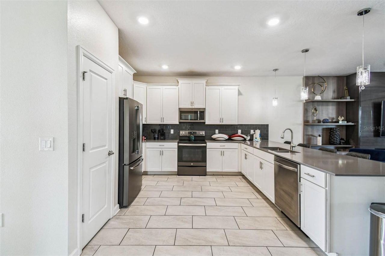 8844 Cruden Bay Court, Davenport, FL 33896 Photo
