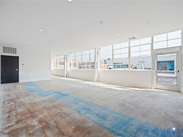 1716 Summit Avenue - Suite 32, Richmond, VA 23230