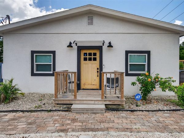 1726 W HUMPHREY STREET, TAMPA, FL 33604