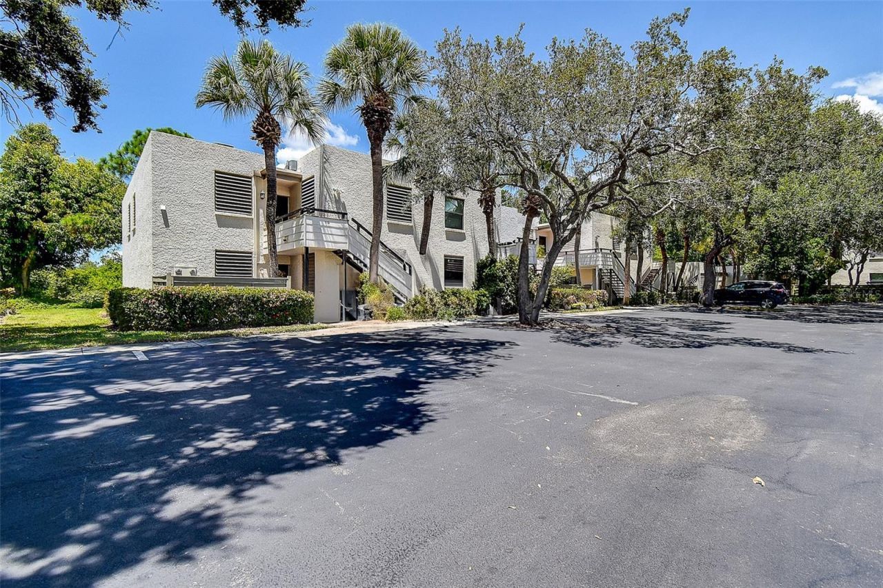 118 Pinehurst Drive, Unit 118D, Bradenton, FL 34210 Photo
