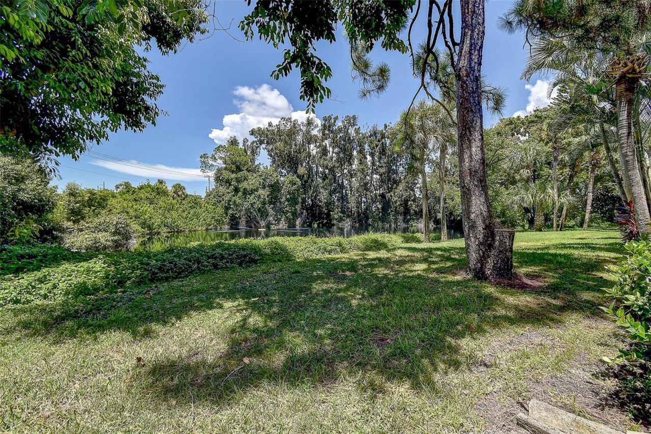 118 Pinehurst Drive, Unit 118D, Bradenton, FL 34210 Photo