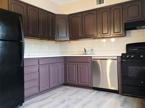 198 Pointe Circle North, Unit 198, Coram, NY 11727