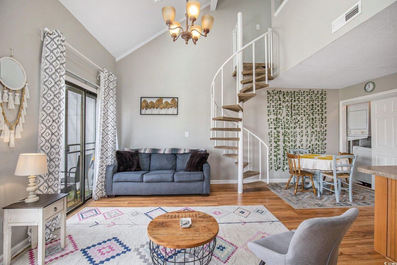 3700 Golf Colony Dr. Photo 10