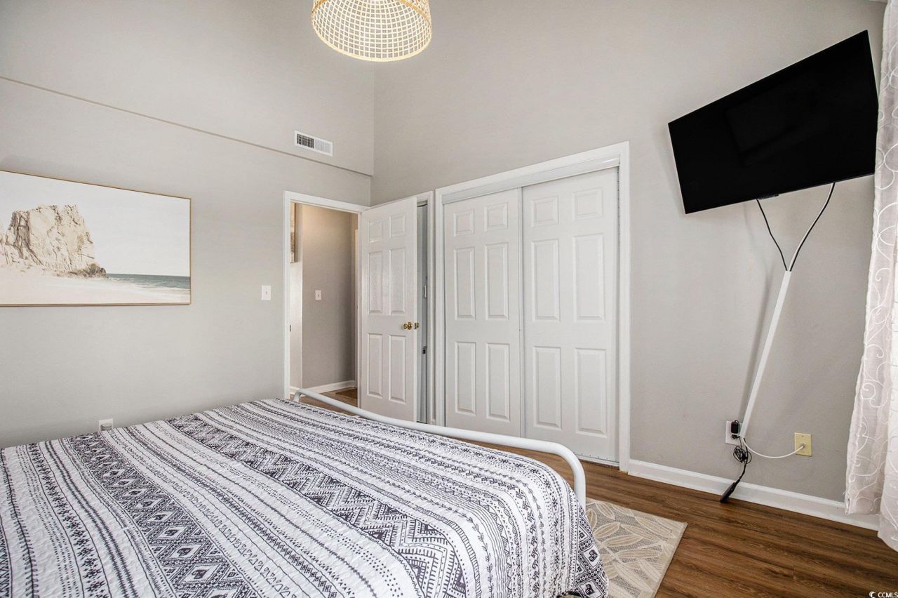 3700 Golf Colony Dr. Photo 19