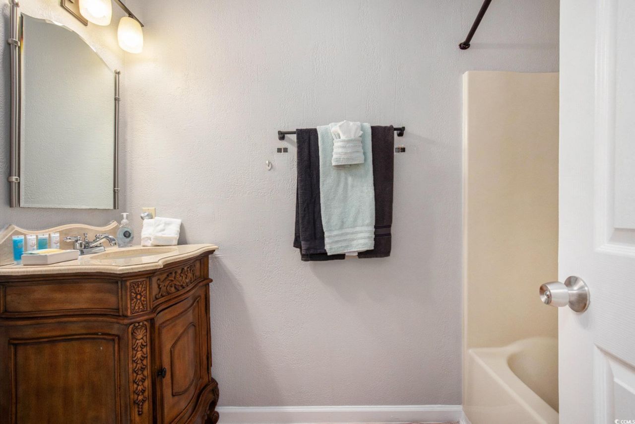 3700 Golf Colony Dr. Photo 25