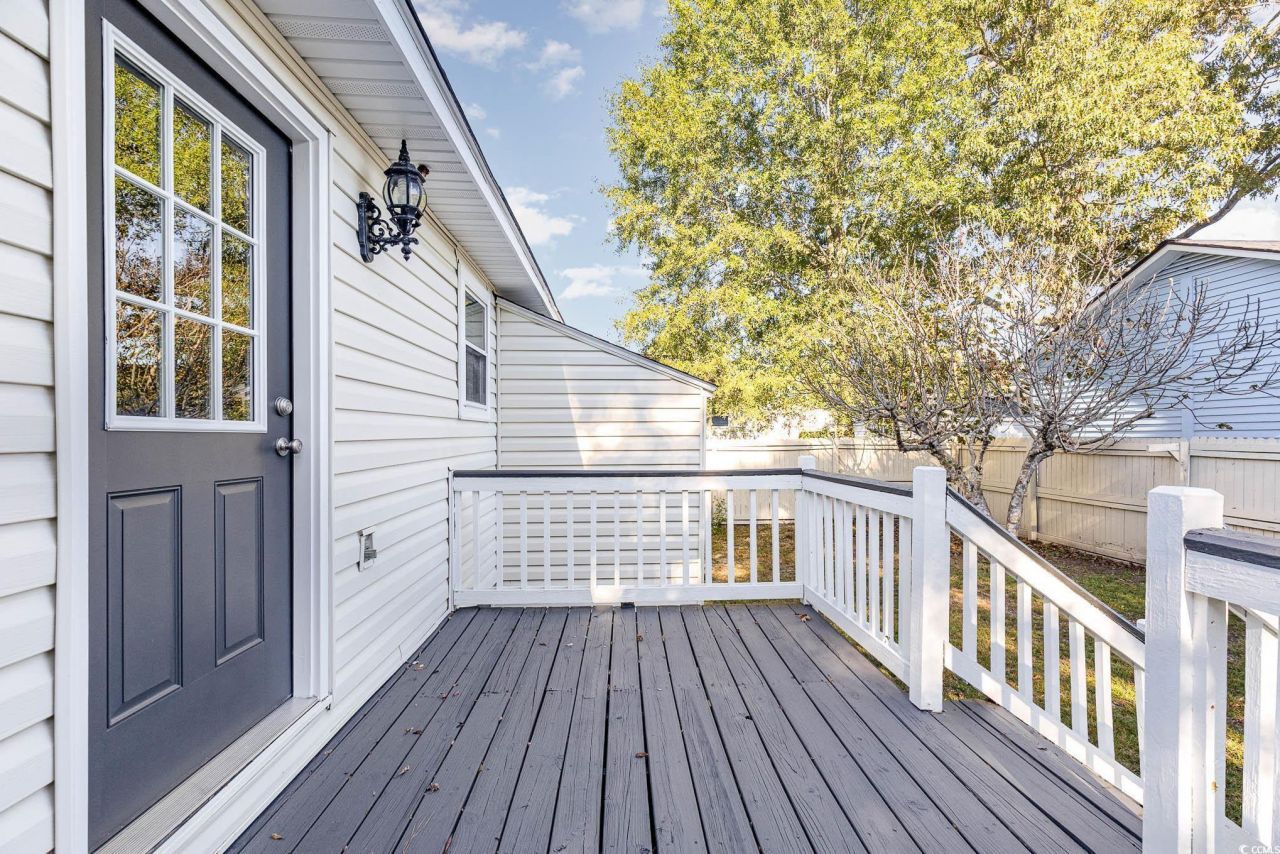 838 Marlin Ct. Photo 32