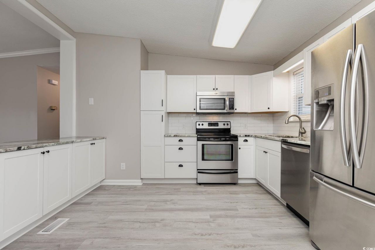 838 Marlin Ct. Photo 6