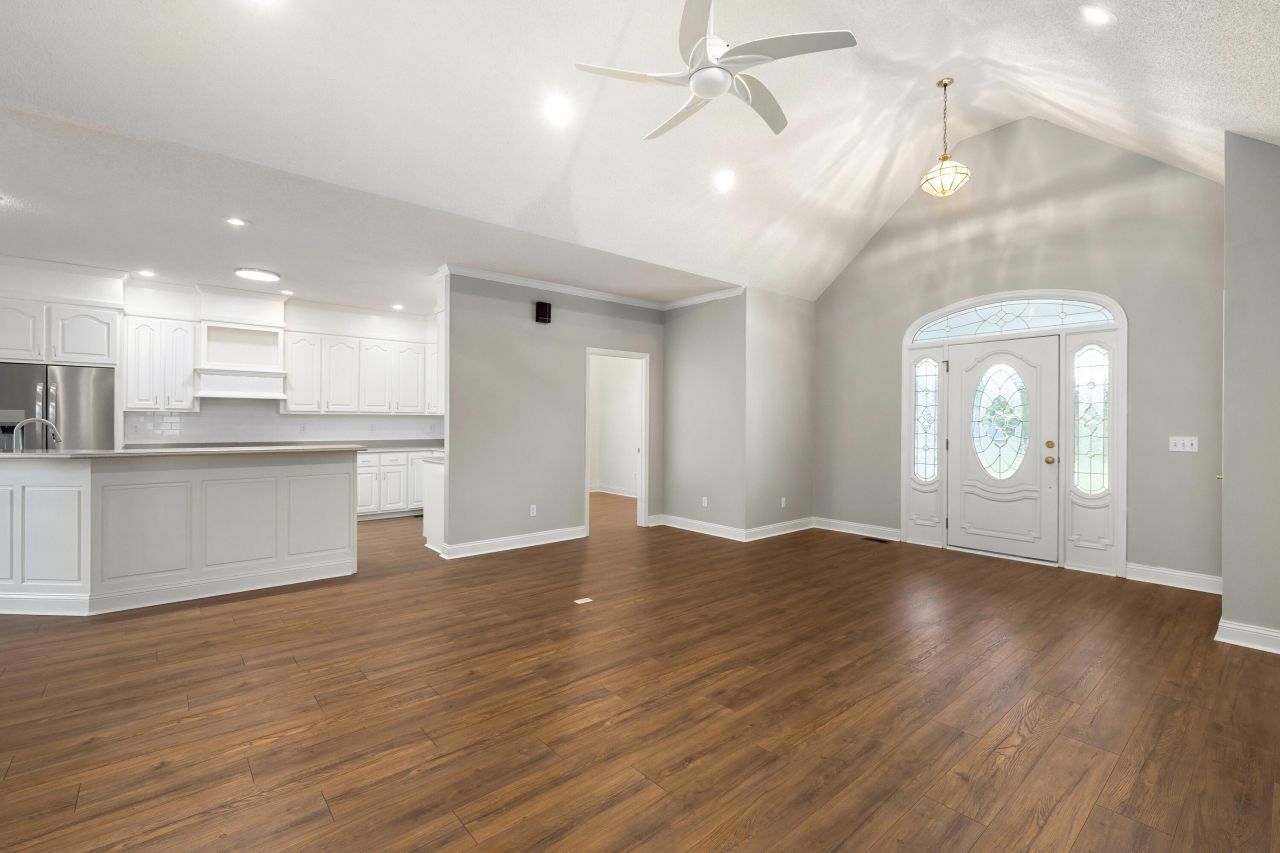 233 Plantation Drive Photo 15