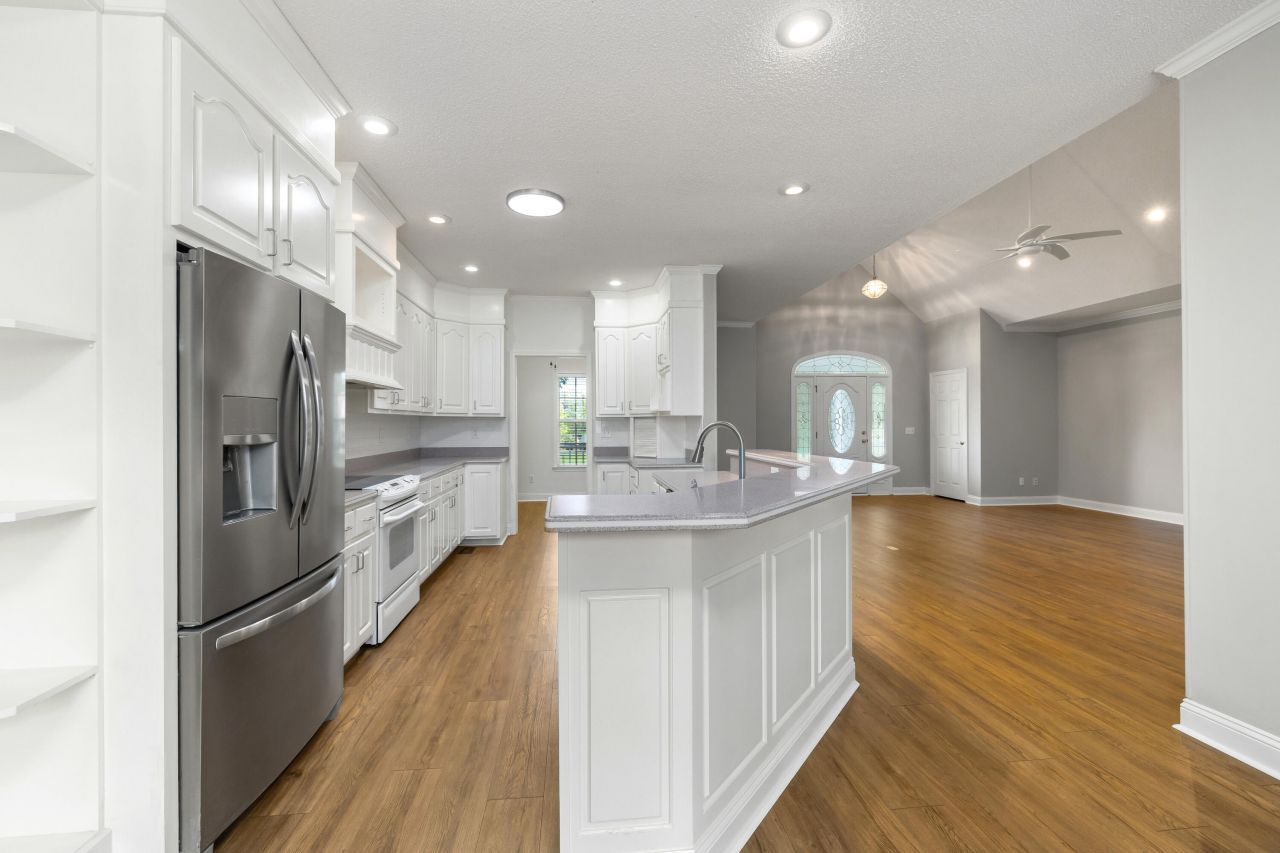 233 Plantation Drive Photo 23