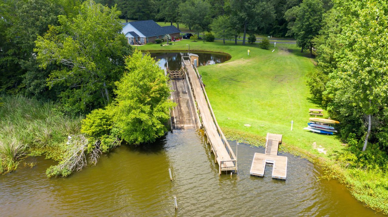 233 Plantation Drive Photo 47