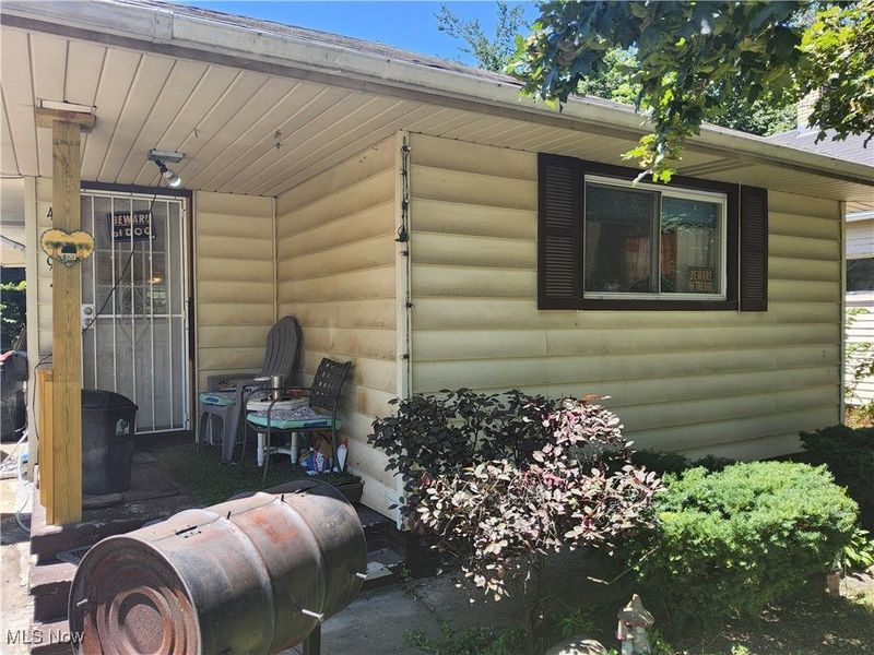 4092 E 72nd Street, Cleveland, OH 44105 Photo 3