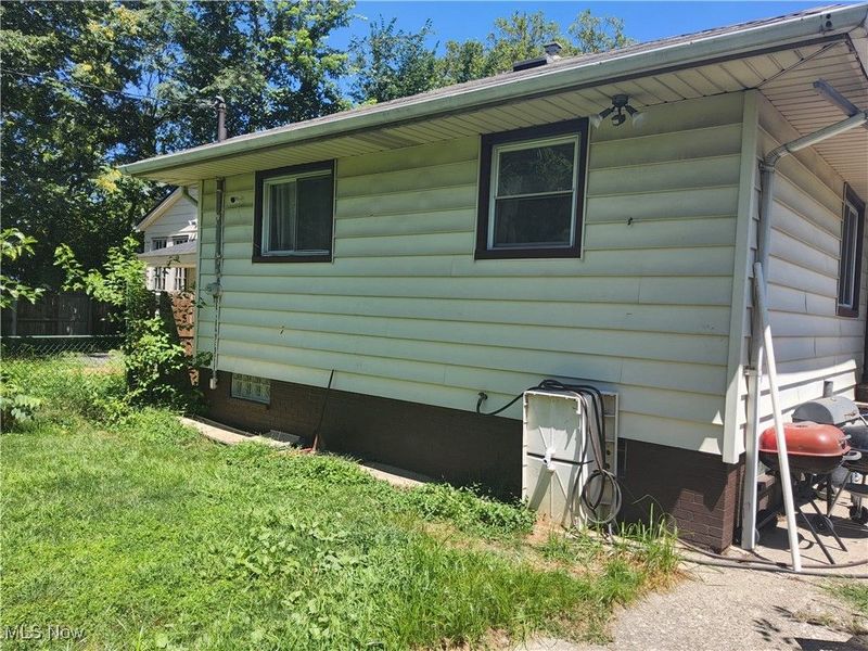 4092 E 72nd Street, Cleveland, OH 44105 Photo 32