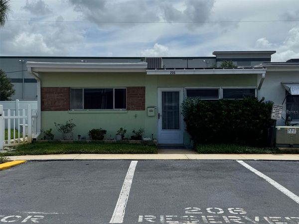 250 ROSERY ROAD NW, Unit 206, LARGO, FL 33770