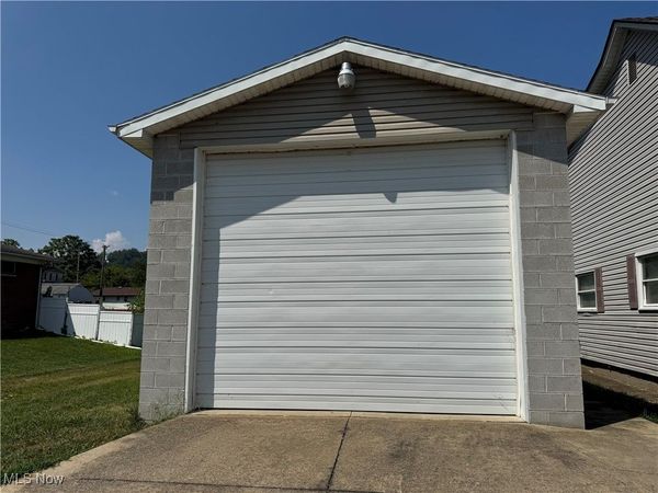 339 22nd Street, Bellaire, OH 43906