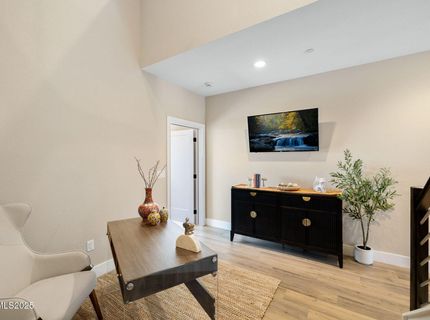 3834 Lakeside Drive, Unit 18, Reno, NV 89509 Photo