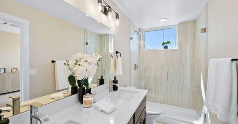 3834 Lakeside Drive, Unit 18, Reno, NV 89509 Photo