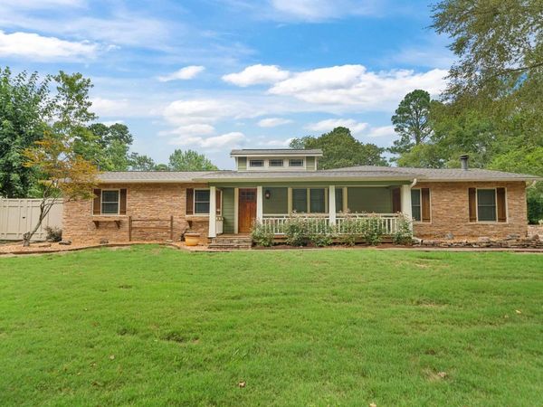 205 LAKESIDE Road, Hot Springs, AR 71901