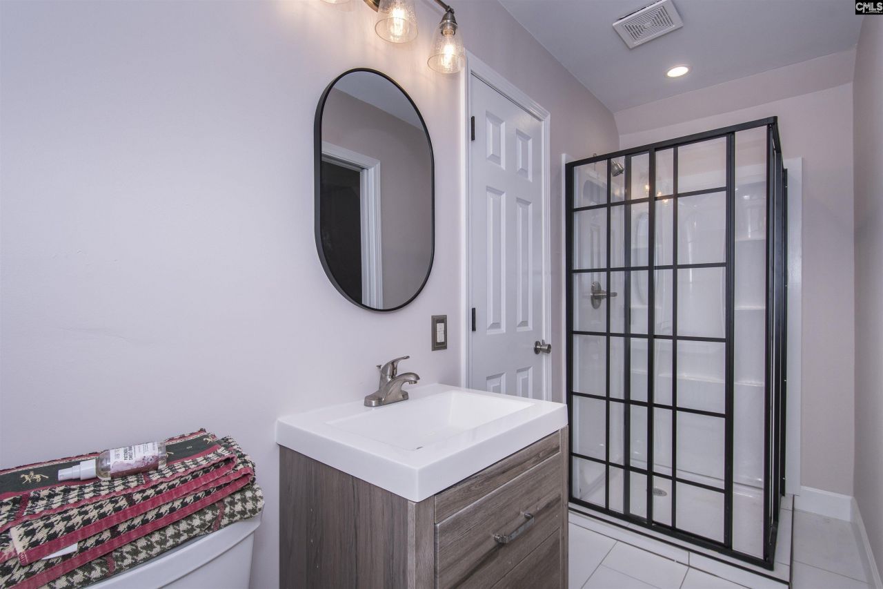 1377 Pine Road Photo 21