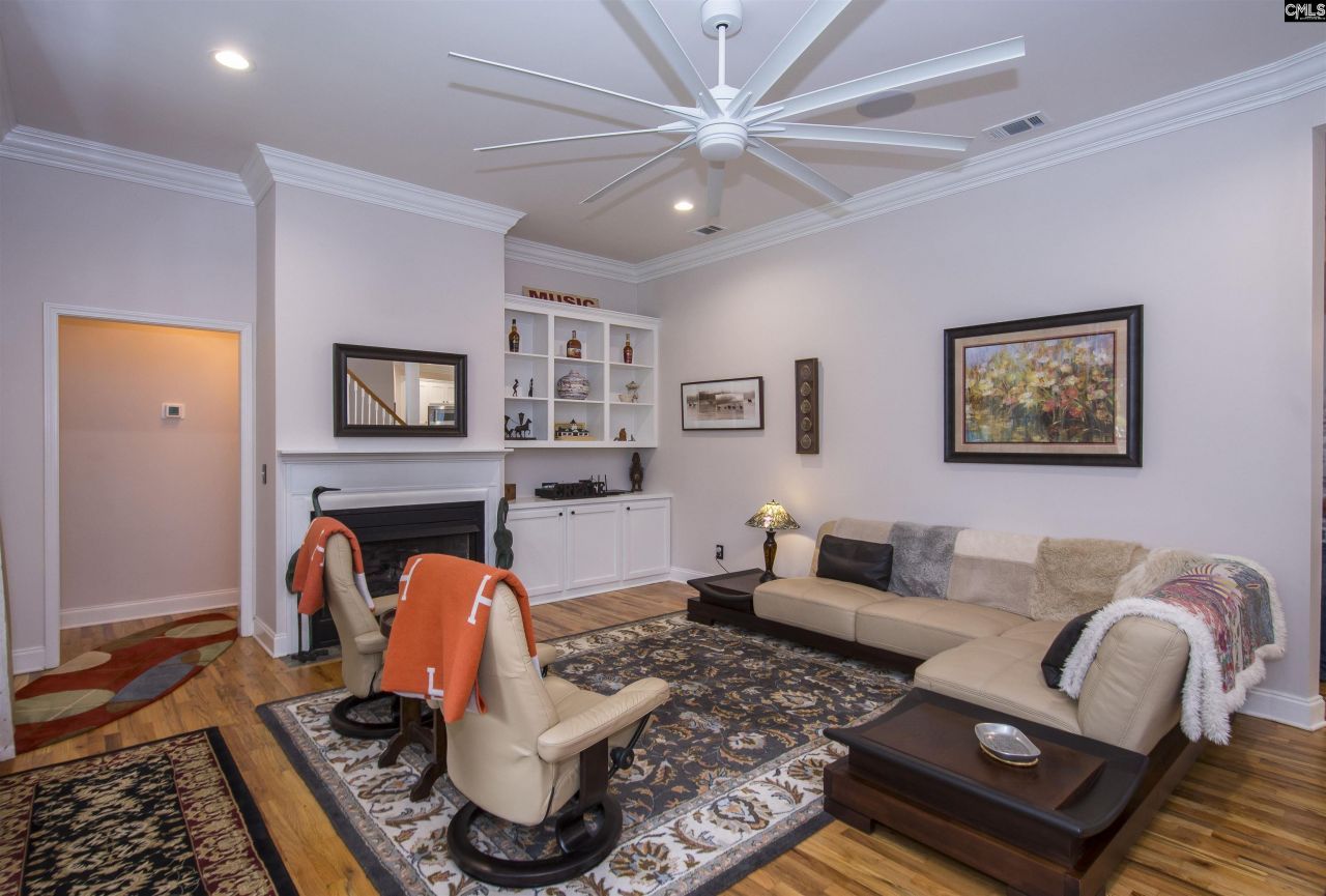 1377 Pine Road Photo 9