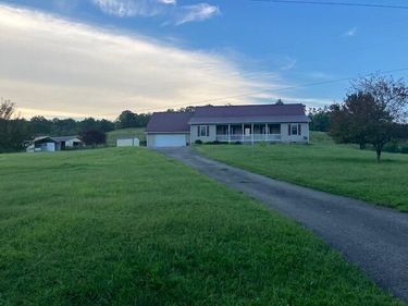 10 Robinson Road, Ezel, KY 41425