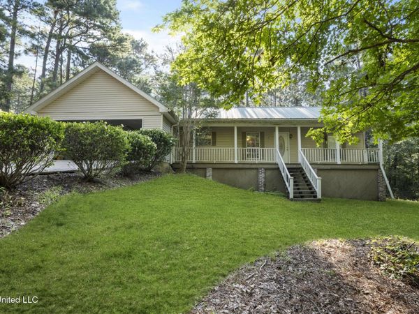 105 Green Bay Drive, Petal, MS 39465