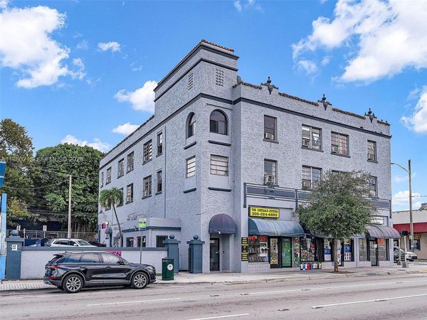1274 W Flagler St, Miami, FL 33135