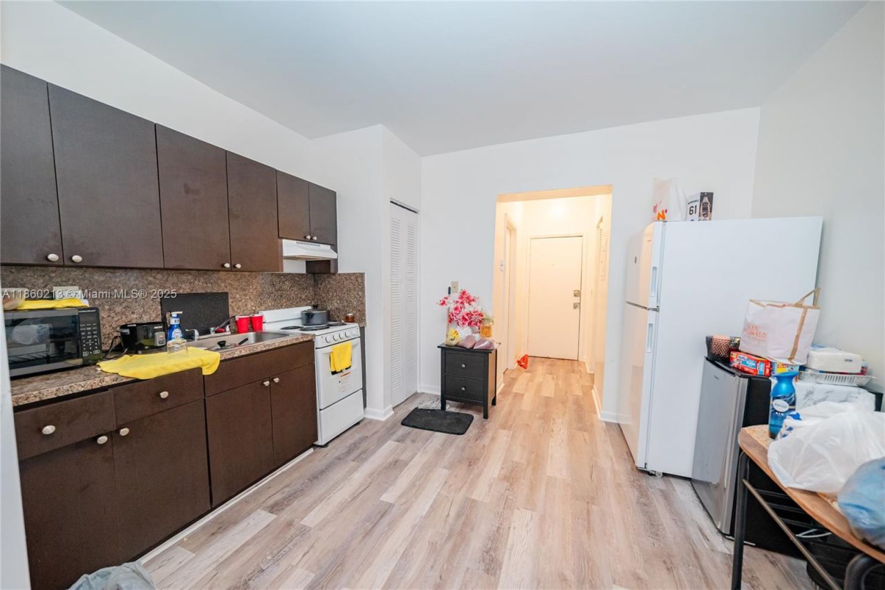 1274 W Flagler St, Miami, FL 33135 Photo