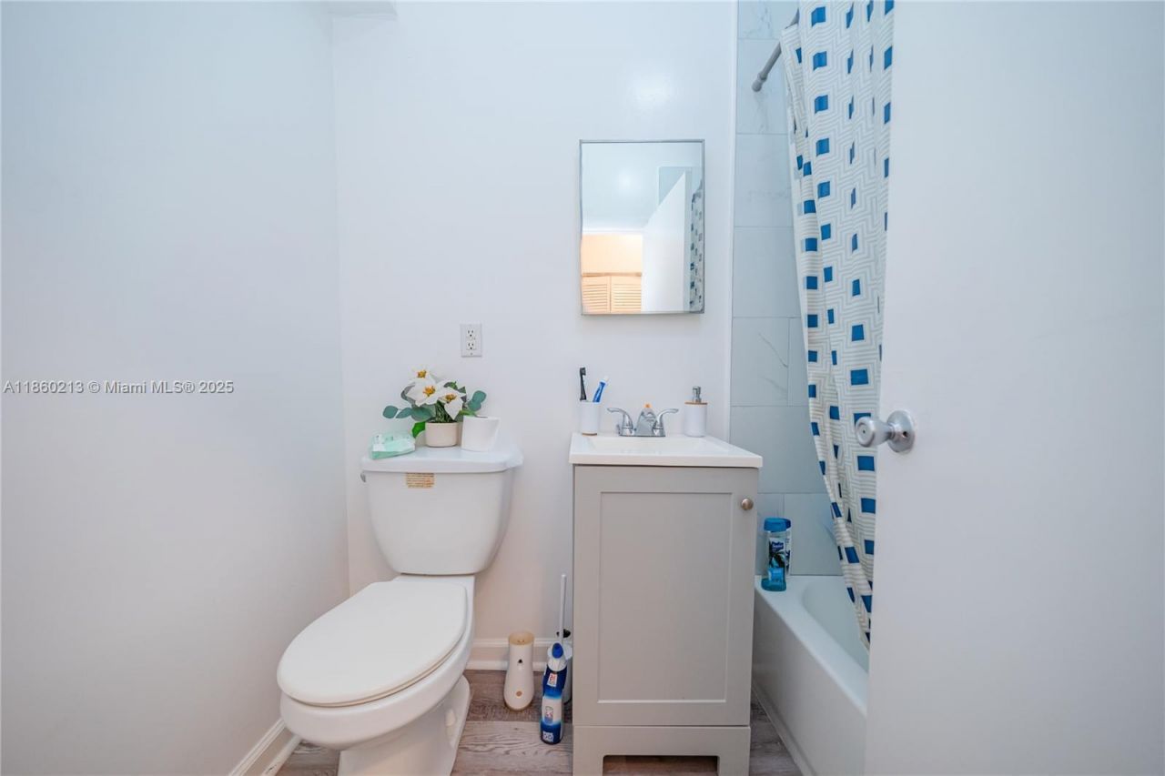 1274 W Flagler St, Miami, FL 33135 Photo