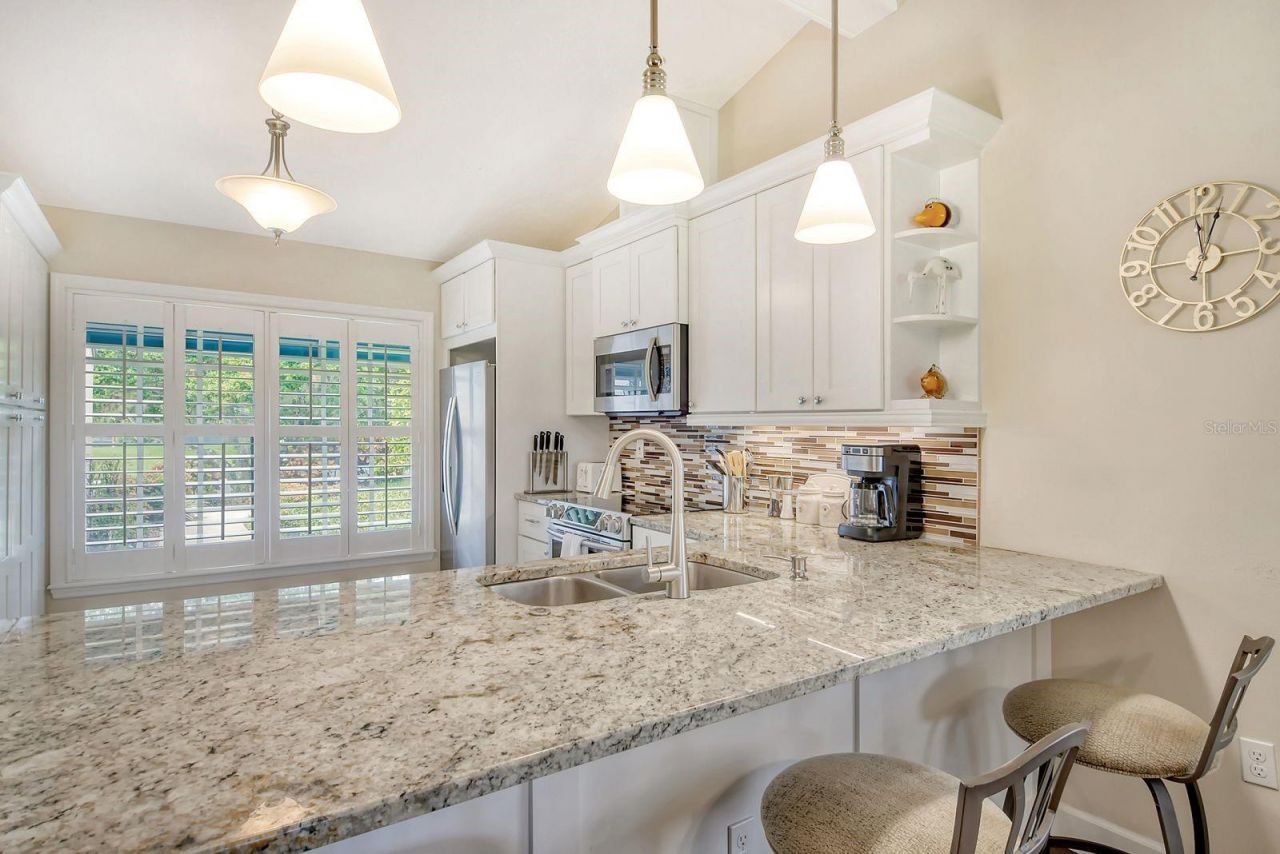 6041 Clubside Drive, Unit 6041, Sarasota, FL 34243 Photo