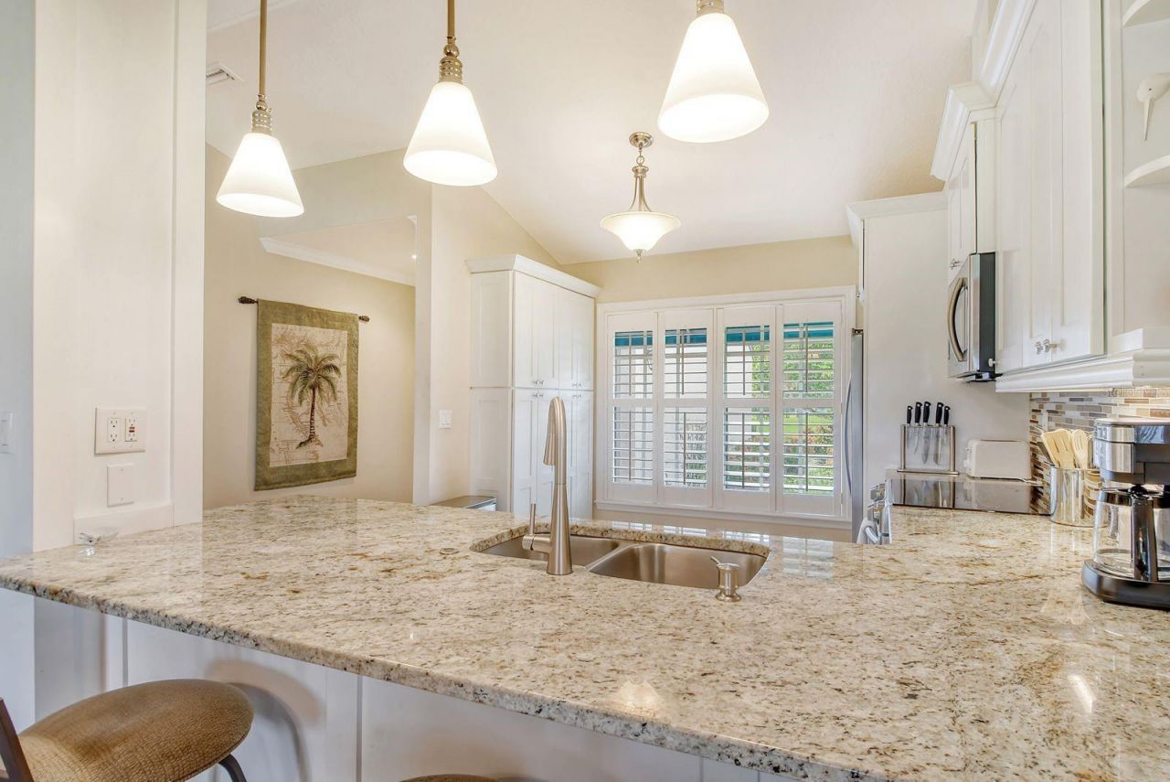 6041 Clubside Drive, Unit 6041, Sarasota, FL 34243 Photo