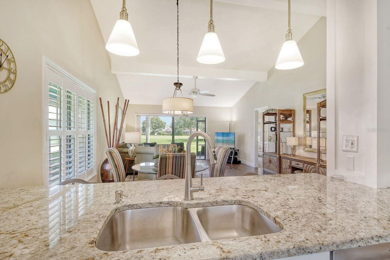 6041 Clubside Drive, Unit 6041, Sarasota, FL 34243 Photo