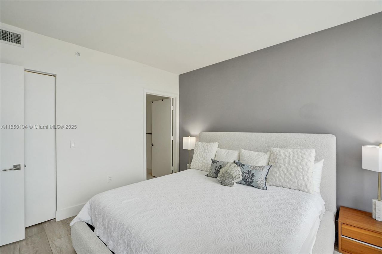 121 NE 34th St, Unit 2809, Miami, FL 33137 Photo