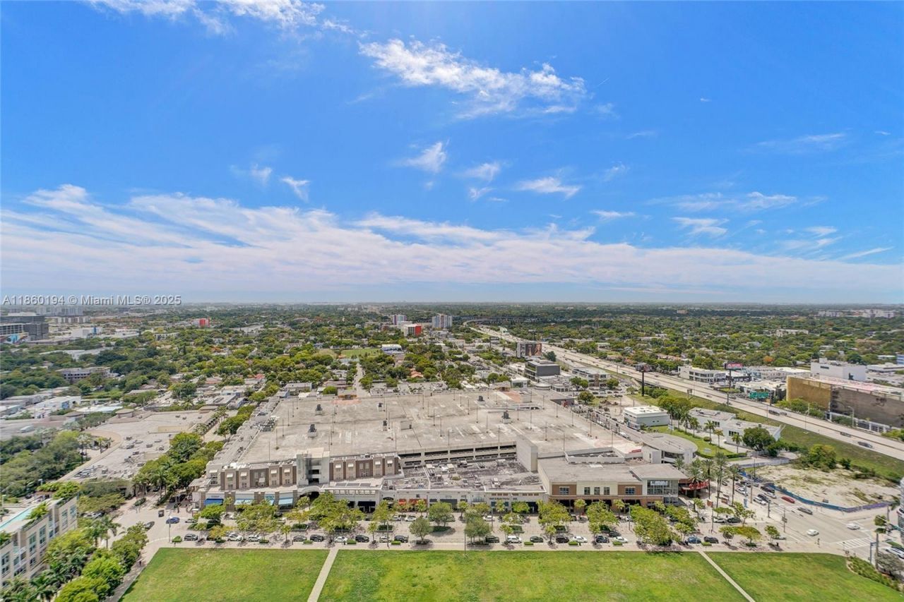 121 NE 34th St, Unit 2809, Miami, FL 33137 Photo