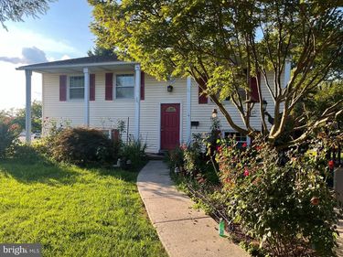 301 N ALDER AVENUE, STERLING, VA 20164