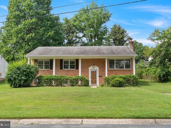 11710 MILBERN DRIVE, POTOMAC, MD 20854