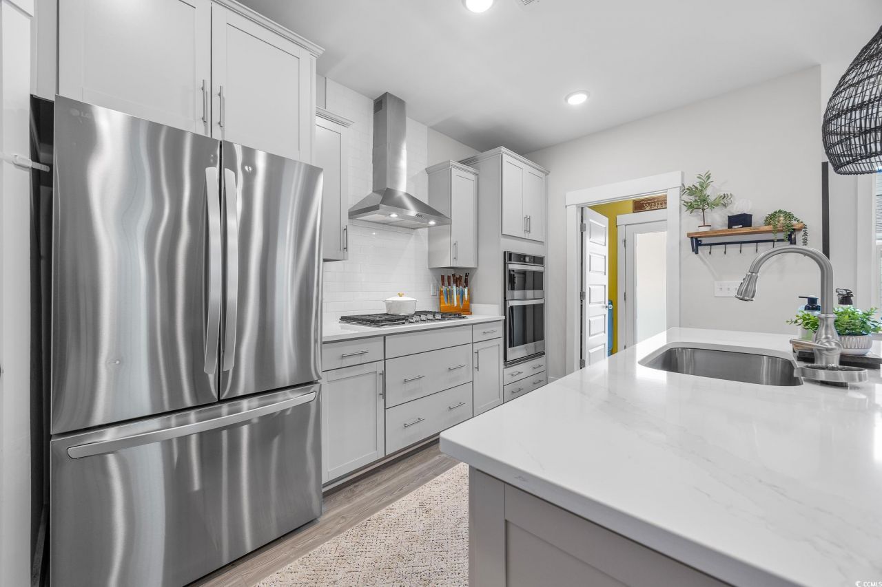 201 Delano Way Photo 16