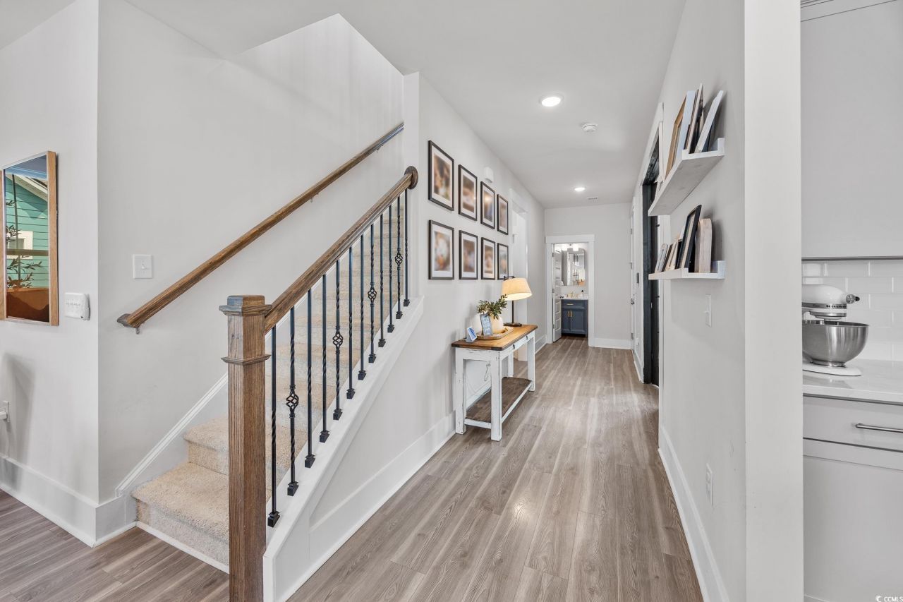 201 Delano Way Photo 20