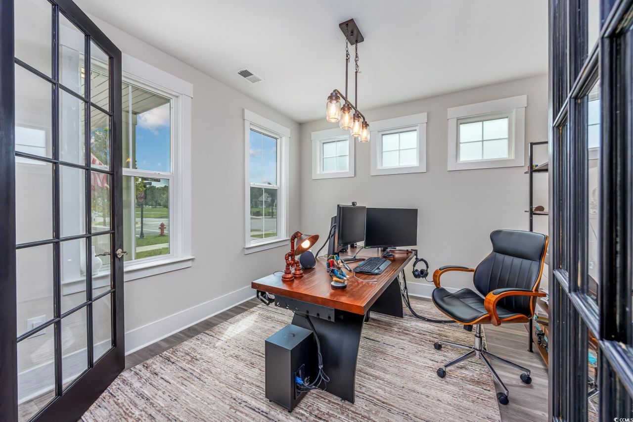 201 Delano Way Photo 23