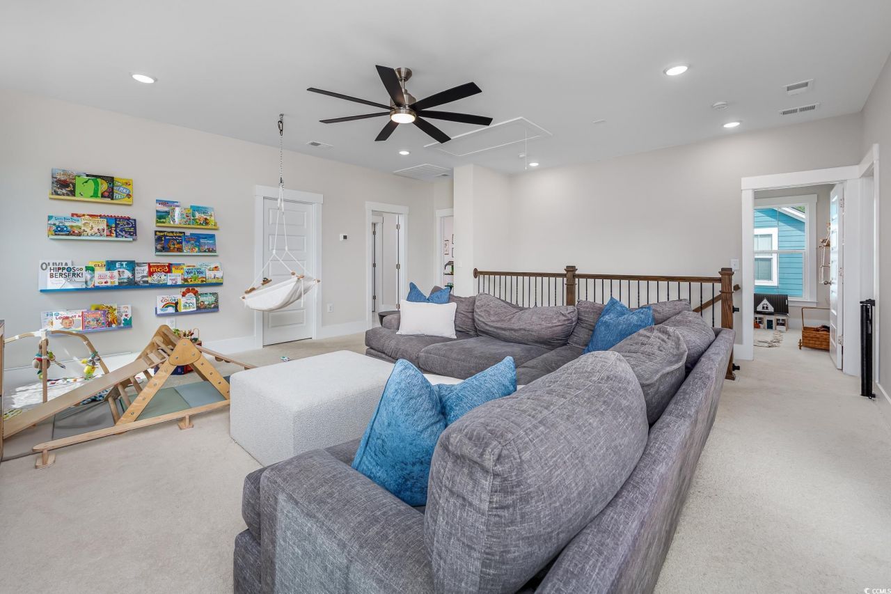 201 Delano Way Photo 28