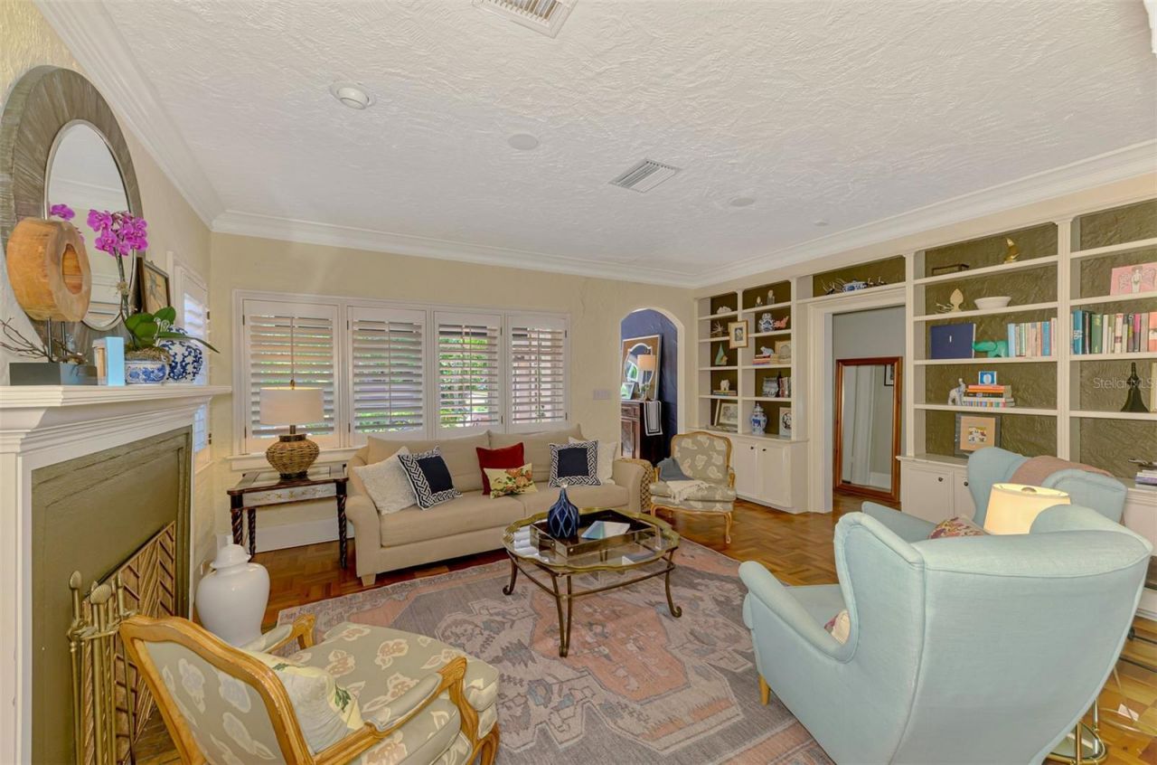 3838 Flores Avenue, Sarasota, FL 34239 Photo