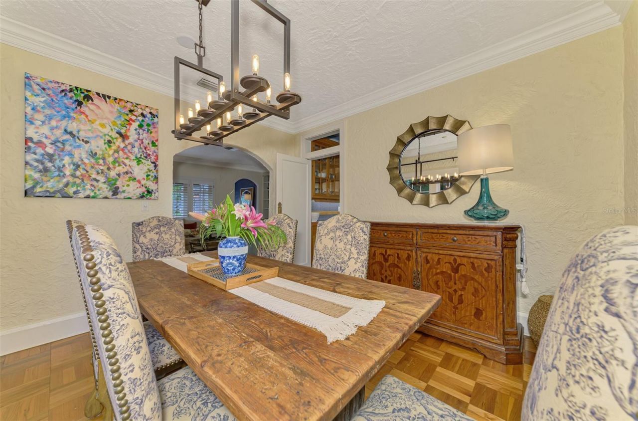 3838 Flores Avenue, Sarasota, FL 34239 Photo