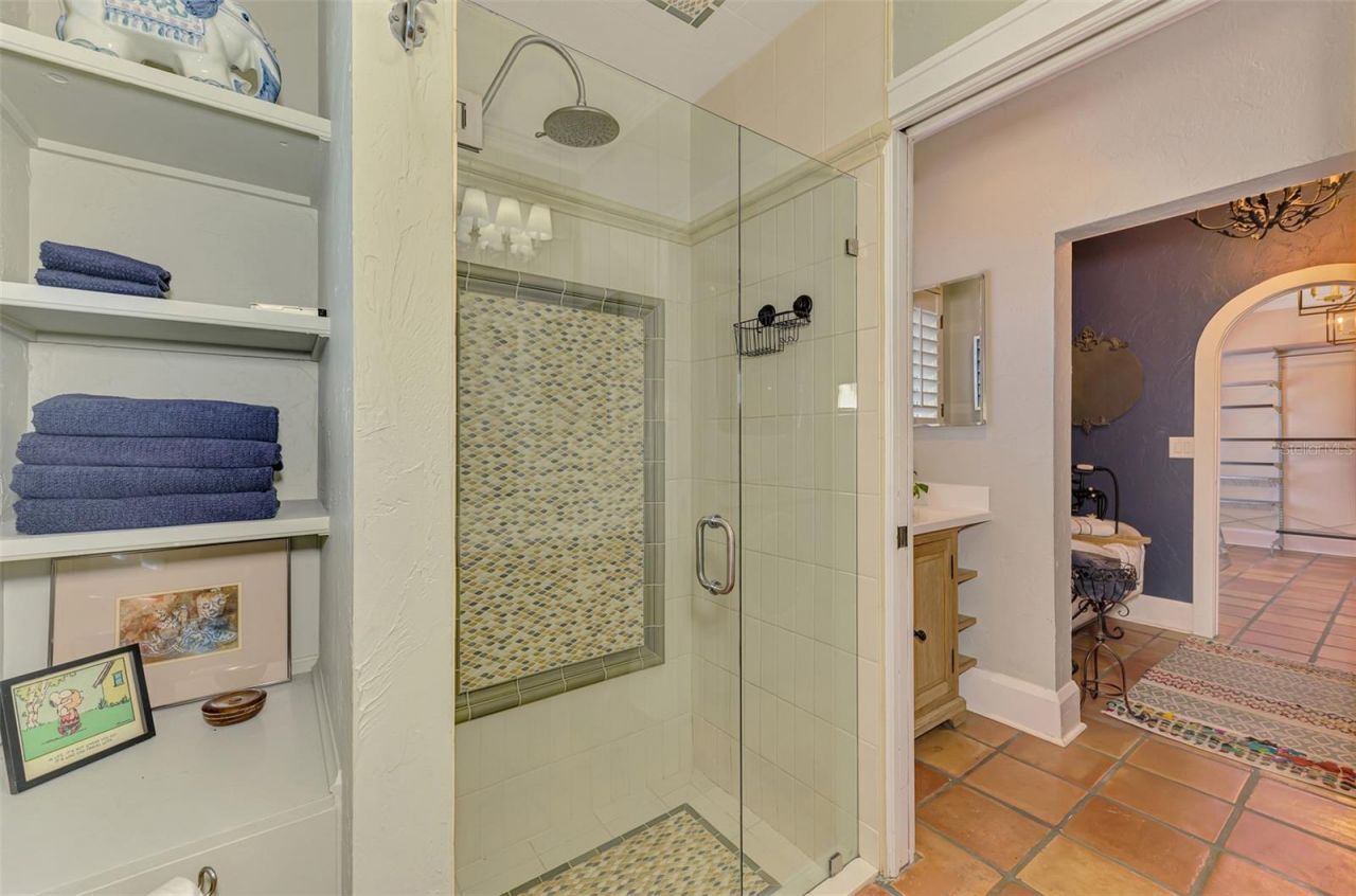 3838 Flores Avenue, Sarasota, FL 34239 Photo