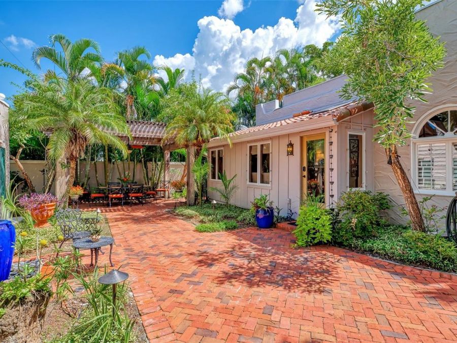 Property Image 32